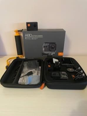 APEMAN A80 ACTION CAMERA+IMPUGNATURA GALLEGGIANTE