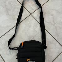 Borsa tracolla fotocamera + Sim SANDISK 32 Gb