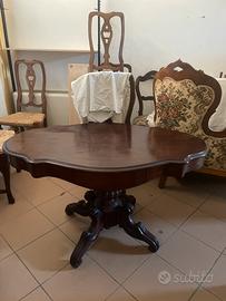 Tavolo antico