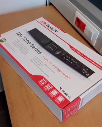 DVR Hikvision DS704-HVI-ST/SN