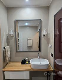 Mobile bagno sospeso piu specchio