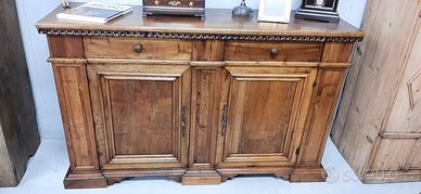 Base Credenza