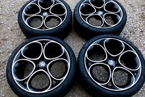 CERCHI E GOMME 19 ORIGINALI ALFA ROMEO COD:2030