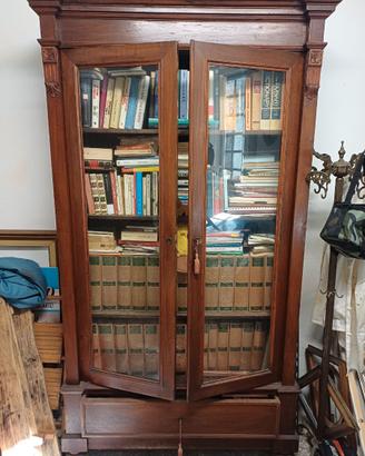 Libreria in noce