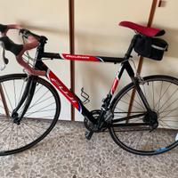 Bicicletta corsa Fuji Roubaix