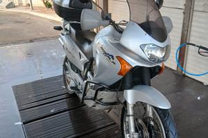 honda transalp del 2005 con 62 mila km