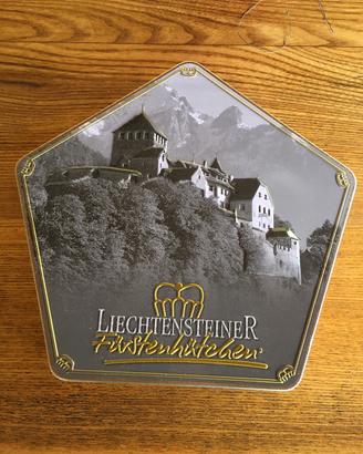 Scatola metallo con castello di Vaduz