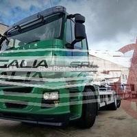 Iveco Stralis AD260S36 con scarrabile E5