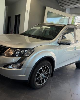 Mahindra XUV500 2.2 16V FWD W10