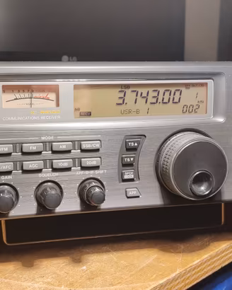ICOM IC R8500 Ricevitore HF-VHF-UHF
