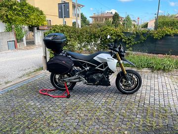 Aprilia Dorsoduro 750 (prezzo trattabile)