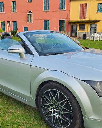 Audi TT Cabrio