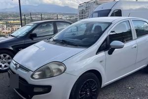 FIAT GRANDE PUNTO 1.3 MultiJet AUTOCARRO - 2011