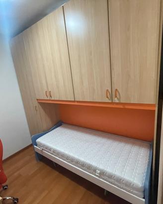 Letto+armadio e scrivania