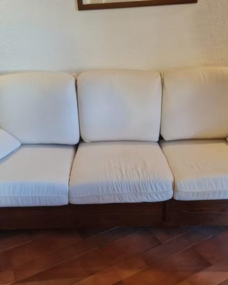 Divano e poltrona letti in legno massello