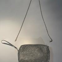 Pochette con tracolla