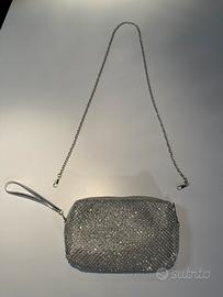 Pochette con tracolla