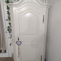 armadietto bianco vintage retrò restaurato 