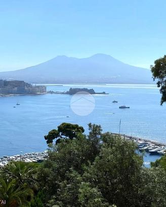 5 LOCALI A NAPOLI