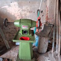 Mola Nebes con piano di supporto