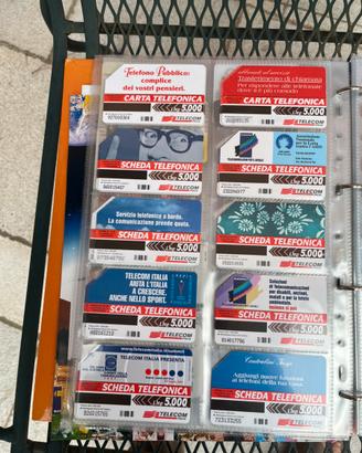 Tantissime carte telefoniche di diversi paesi