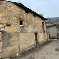 CASA DI CORTE A MARANO DI VALPOLICELLA