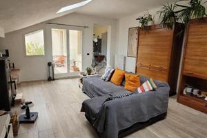 PORZIONE DI TRIFAMILIARE A VALSAMOGGIA