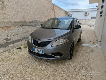 Lancia Ypsilon 1.2 69 CV 5 porte GPL Ecochic Mya