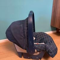 Ovetto seggiolino auto peg perego con base