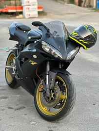 Yamaha R1