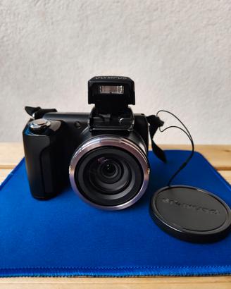 OLYMPUS SP-610UX del 2011 originale e FUNZIONANTE