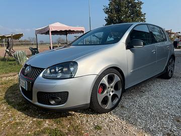 GOLF V GTI