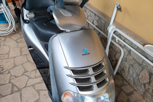 Scooter Piaggio Super Hexagon GTX 250