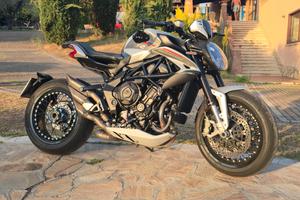 mv agusta dragster 800 rr scs