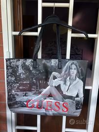 Borsa mare Guess