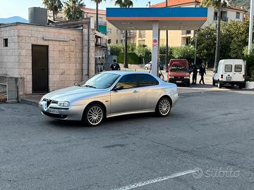 Alfa Romeo 156 2.5 v6 Distinctive 1998