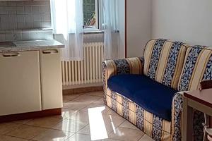 BILOCALE E TRILOCALE ARREDATI E TERMOAUTONOMI. 