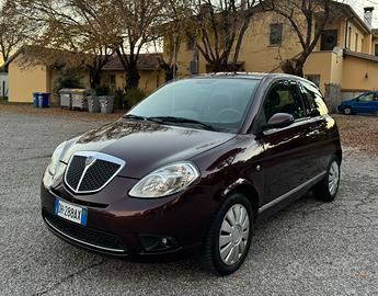 LANCIA YPSILON (soli 90.000 km) OK NEOPATENTATI