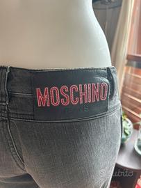 Pantaloni con il filo di lurex Moschino