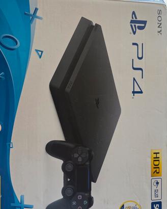 PlayStation 4 slim 