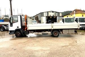 camion iveco 75e15 cassone fisso e gru