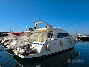 Barca - Imbarcazione Fly 3 cabine