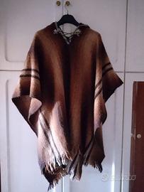 Poncho peruviano