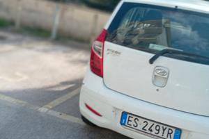 Auto usata in discrete ondizioni