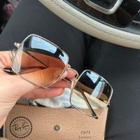 Ray-ban modello Square 1971 Classic