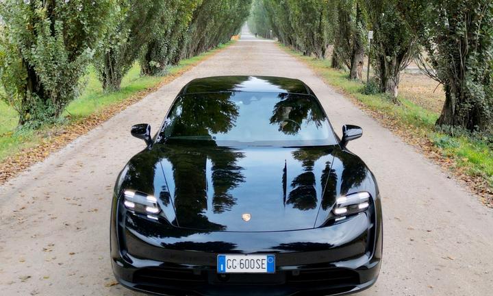 Porsche Taycan Cross Turismo 4 - Garanzia Porsche