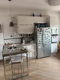 Cucina con penisola