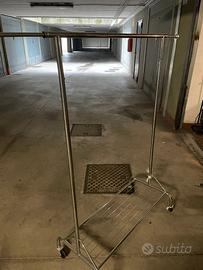 Stand Appendiabiti con Ruote  Estendibile