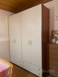 Armadio a quattro ante con cassetti – 100€
