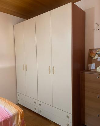 Armadio a quattro ante con cassetti – 100€